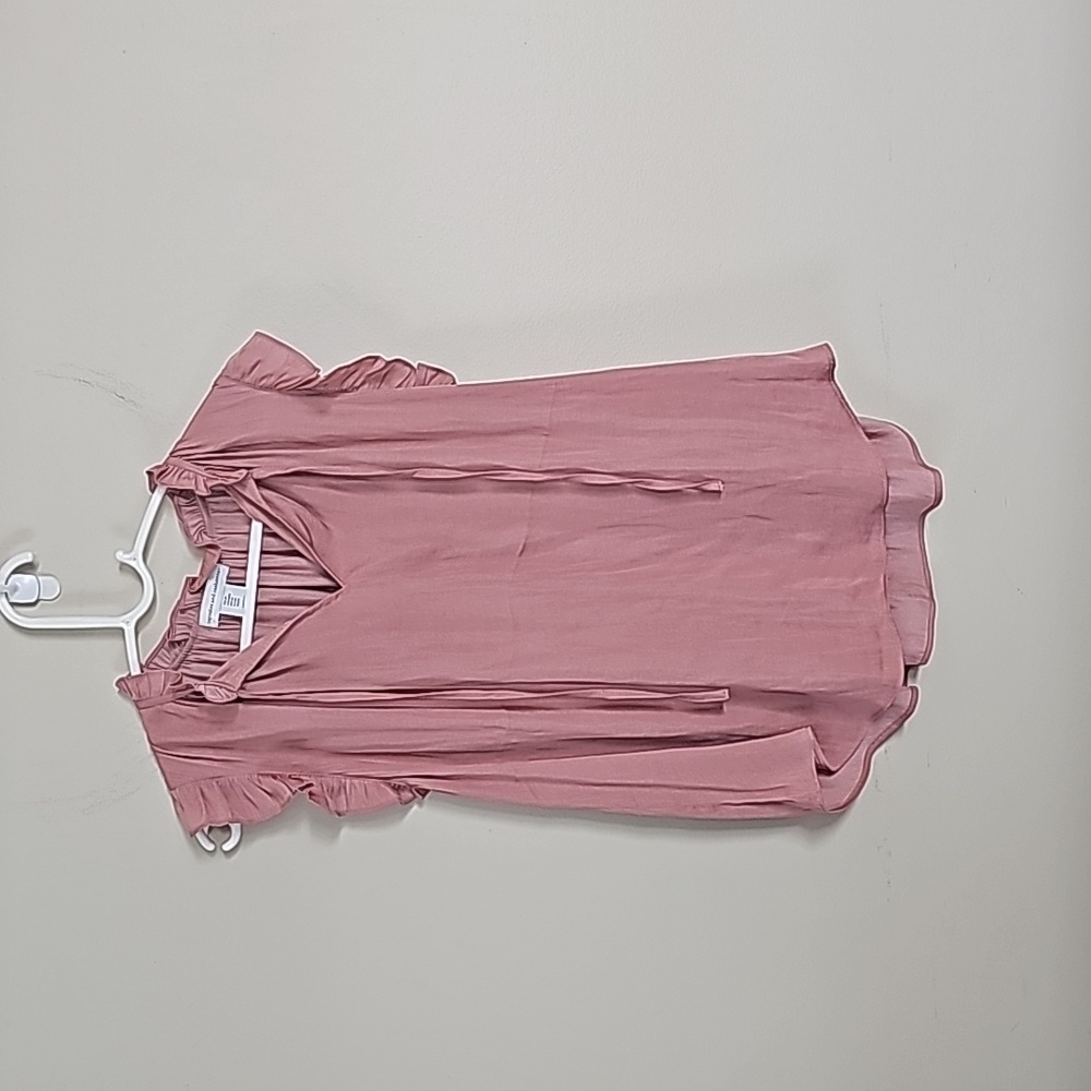 Sleeveless ruffle arm blouse